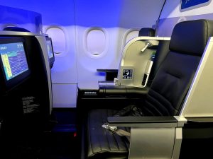 new-$499-jetblue-premium-credit-card:-perks-revealed